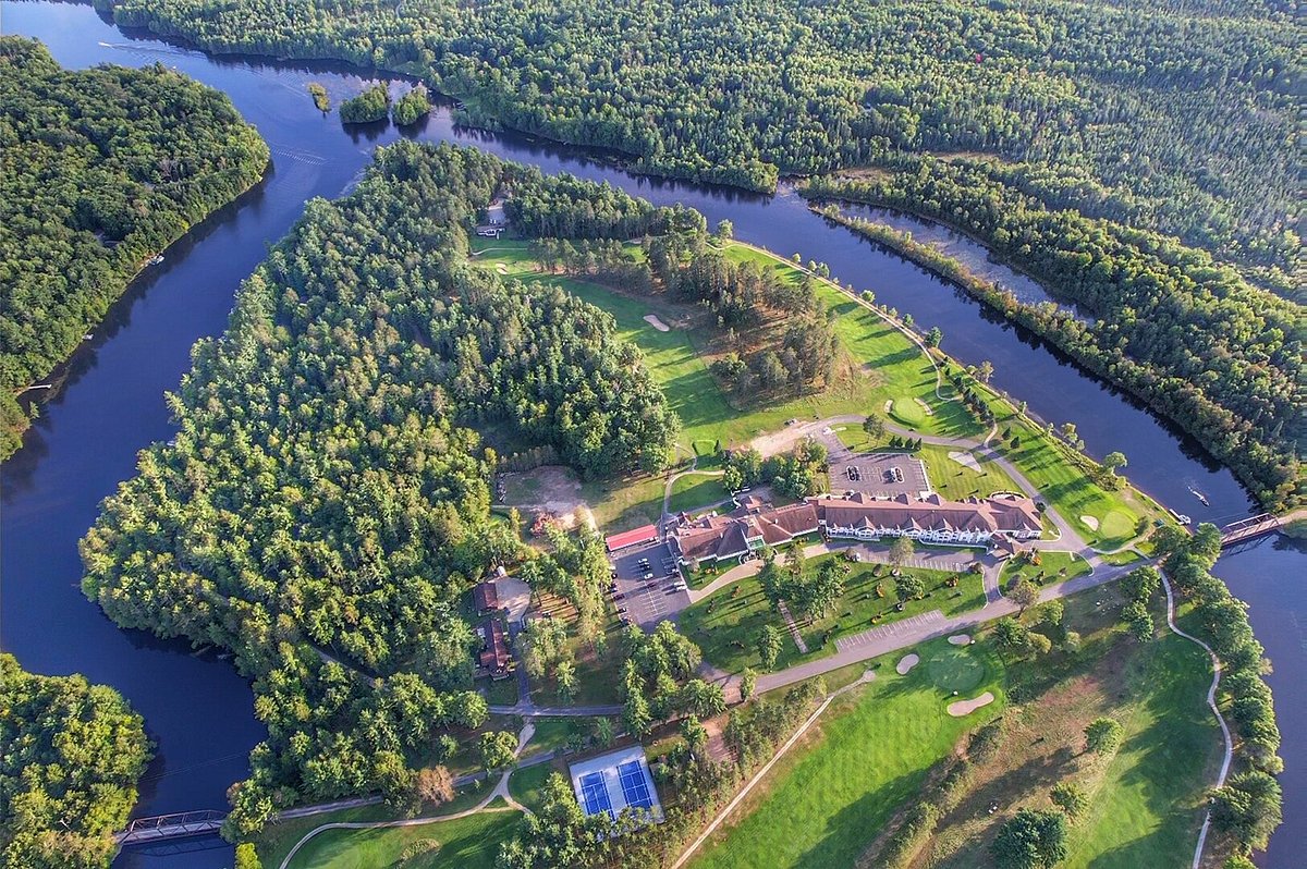 Travel Advisor The Four Seasons Island Resort